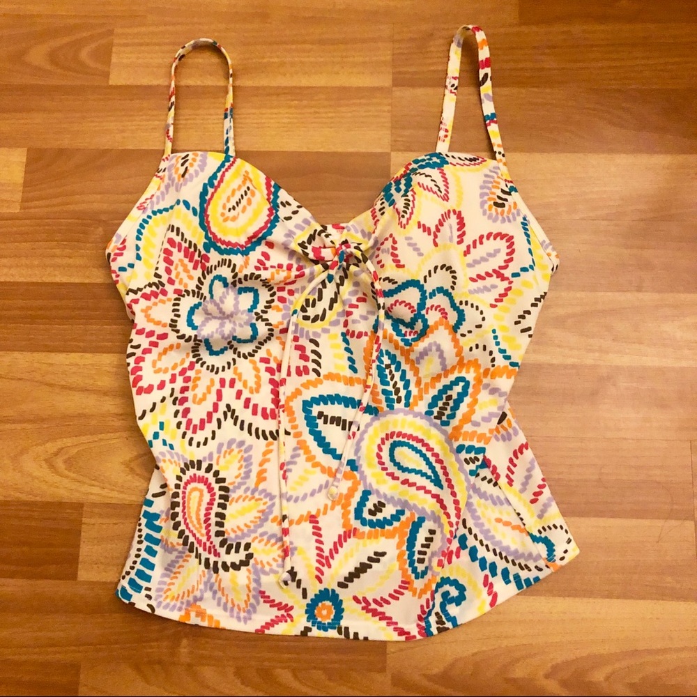 SOLD Victoria’s Secret Swimsuit Top - Picture 2 of 8